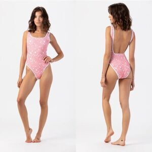New Lainsnow Ocean Isle Coral Star one piece ribbed swimsuit